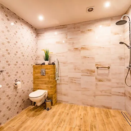 Zakatek Reja アパート *